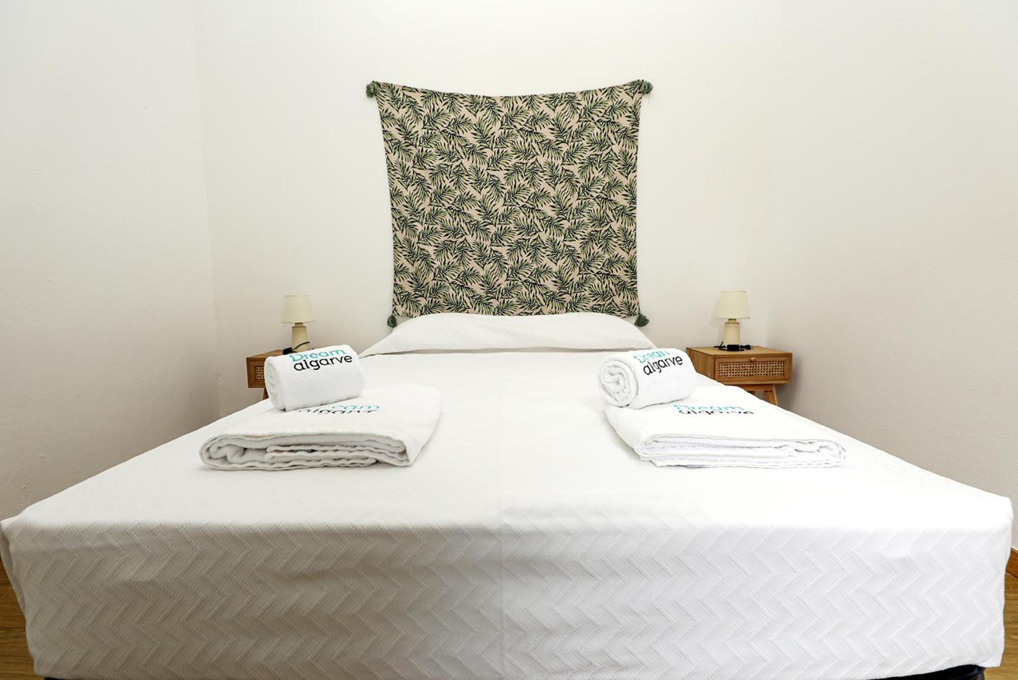 B87 - Windmill 2 Bed Apartment In Odiáxere エクステリア 写真