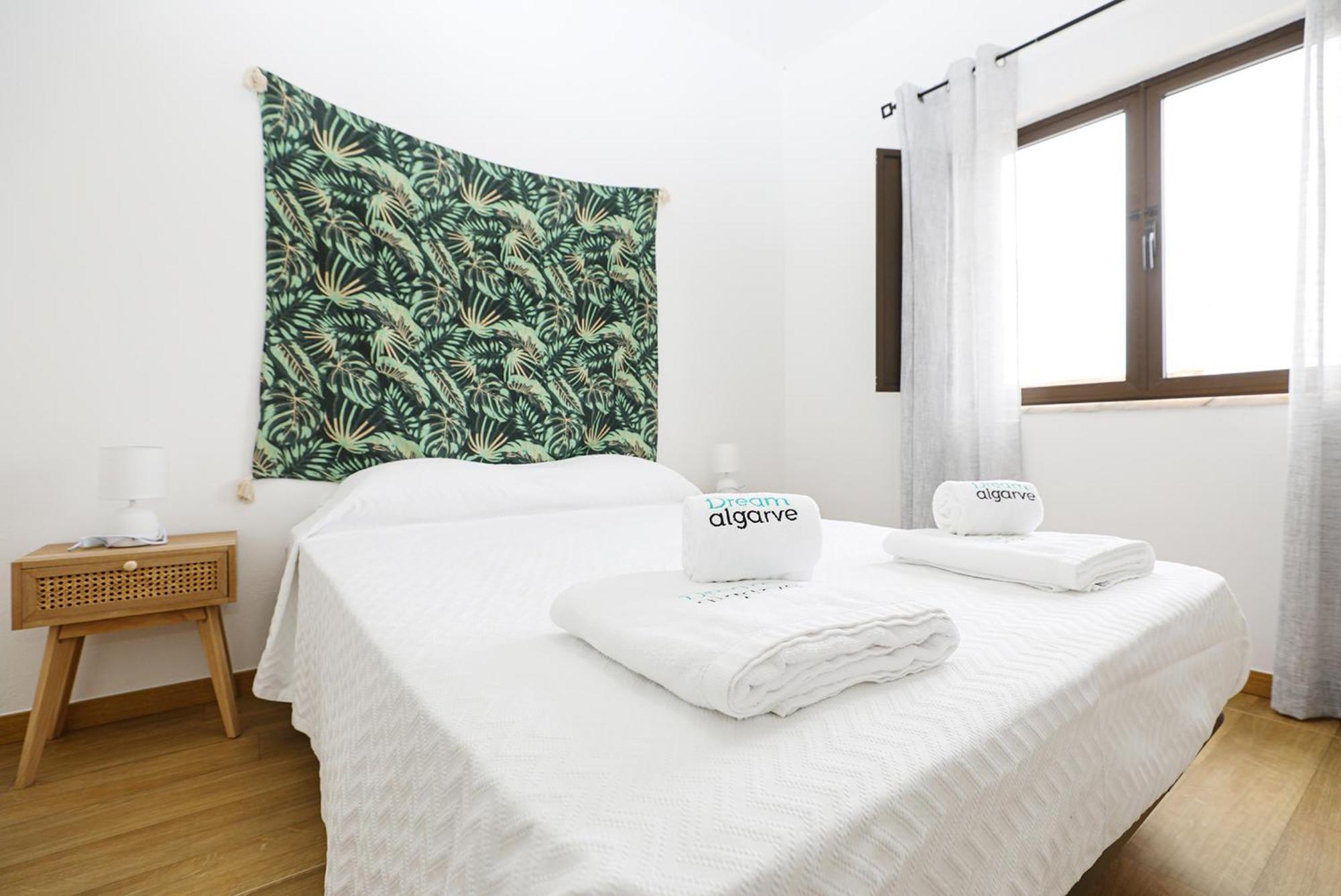 B87 - Windmill 2 Bed Apartment In Odiáxere エクステリア 写真